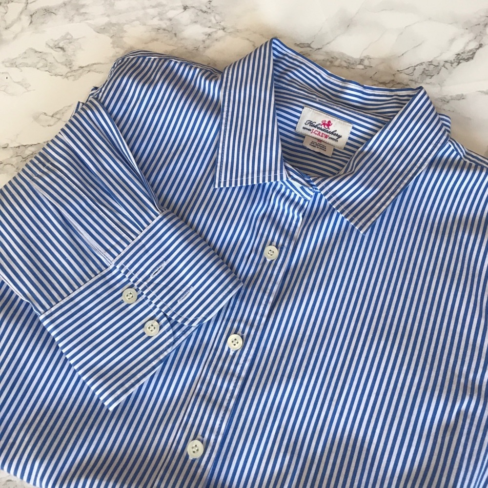 ✨New Listing! J. Crew Haberdashery Button Down