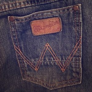 Wrangler Retro Slim Straight Jeans