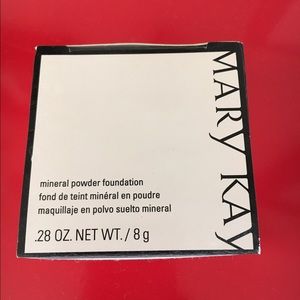 Mary Kay Mineral powder foundation