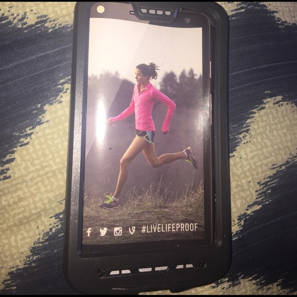 Turbo 2 lifeproof - Picture 2 of 3