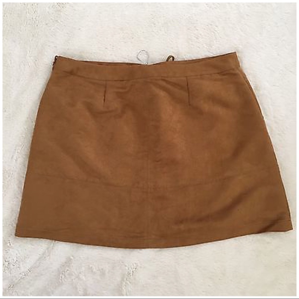 LC Lauren Conrad Tan Lace-Up Faux Suede Skirt NWT - Picture 7 of 7
