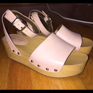 Sam Edelman Brynn Platform
