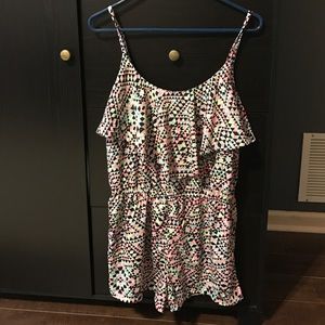 Super cute romper!