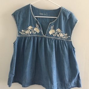 GAP size Large denim shirt