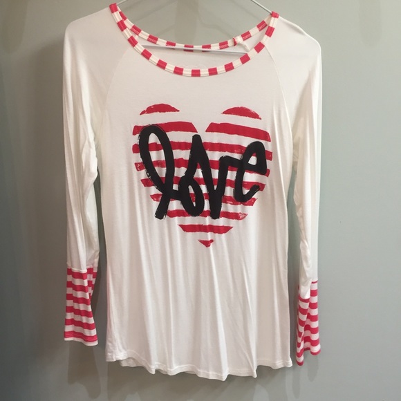 Love shirt - Picture 2 of 3