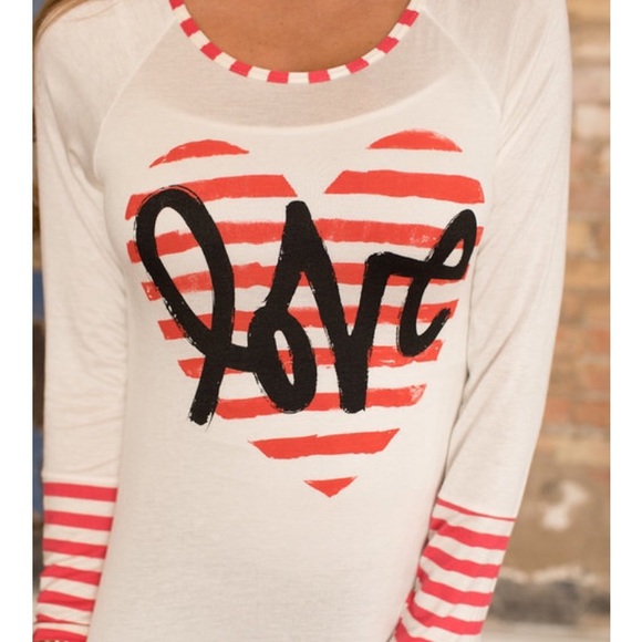 Love shirt - Picture 3 of 3