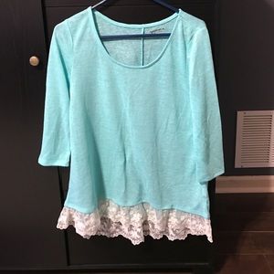 Cute shirt with lace detailing.