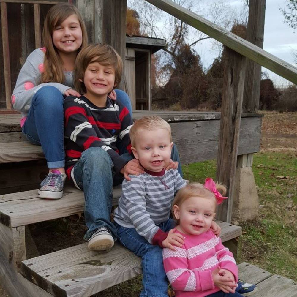 Meet your Posher, Whitney