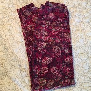 LuLaRoe OS leggings Paisley print
