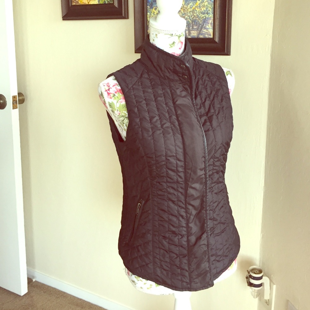 Banana Republic Leather-trimmed, black vest- XS