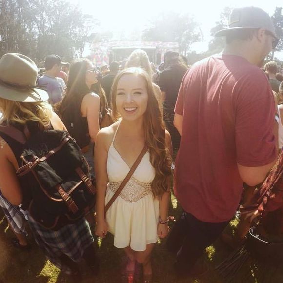 Meet the Posher Other - Meet your Posher, Caitie