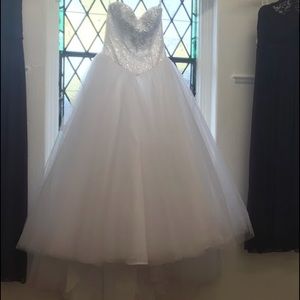 David's bridal wedding dresss