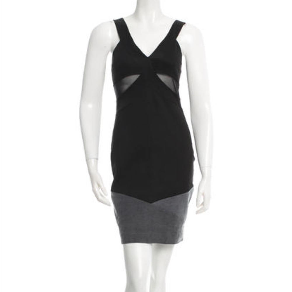 Black VPL Sleeveless V-neck Dress