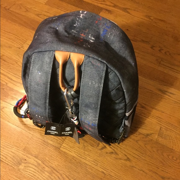 Backpack - Picture 3 of 3