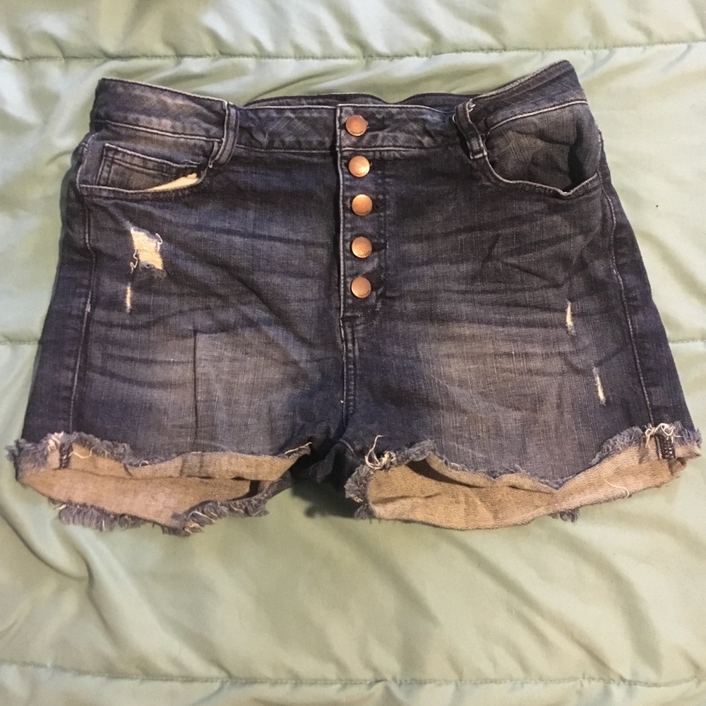 High-waisted Refuge Fringe Jean Shorts