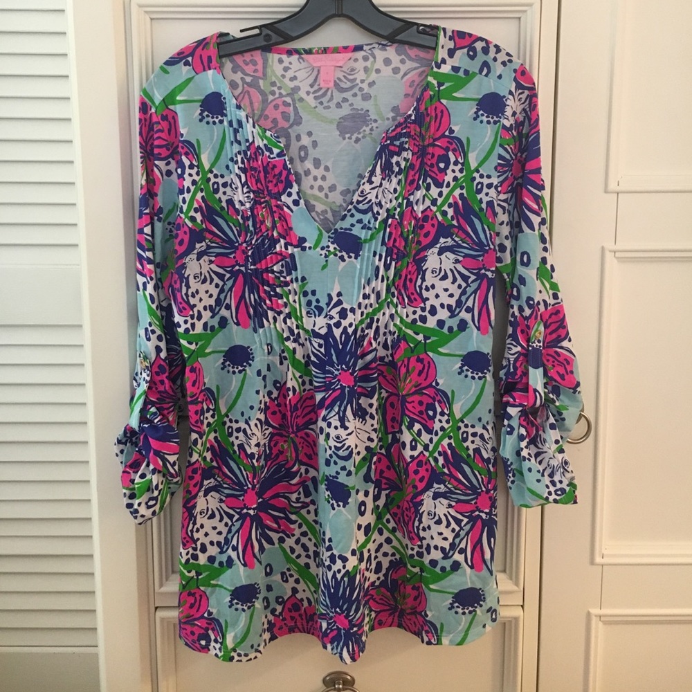 Lilly Pulitzer jungle leopard print top size small