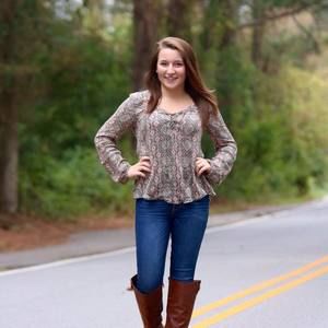 Meet your Posher, Alyssa