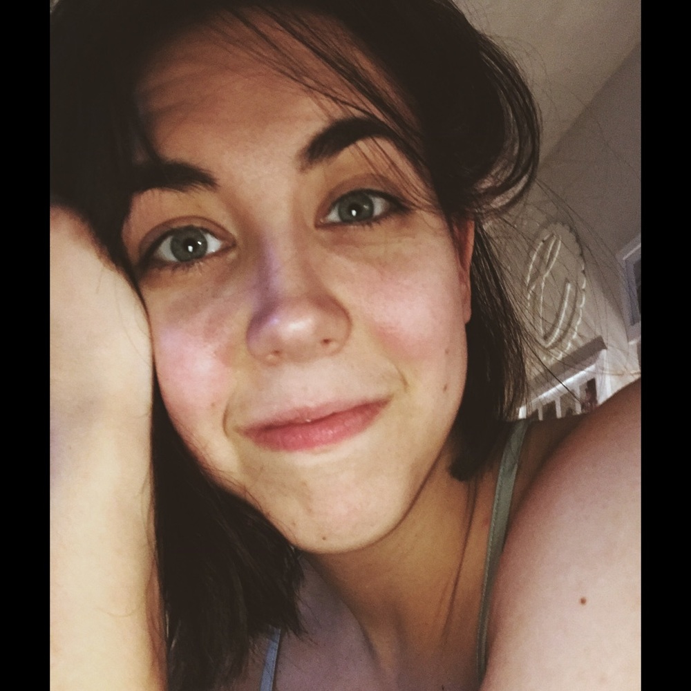 Meet your Posher, Caitlyn