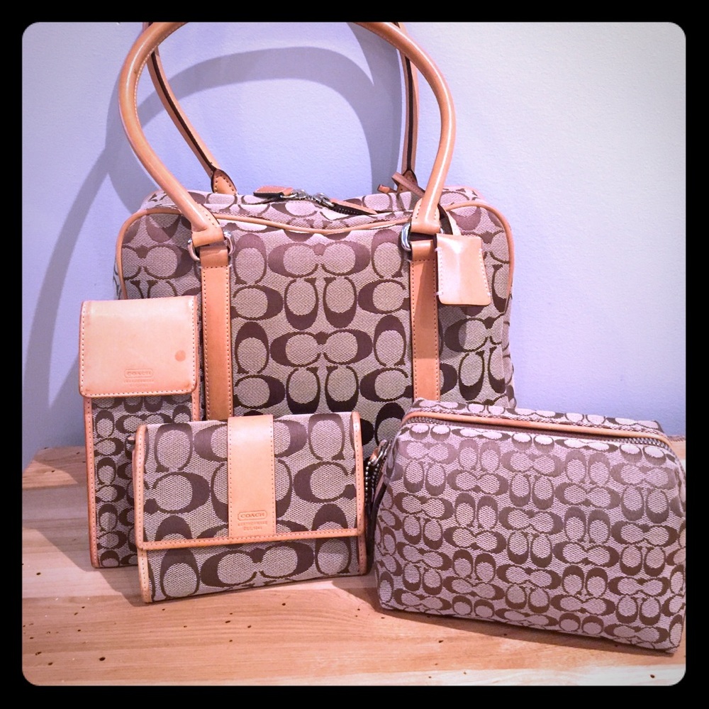 Coach purse and set