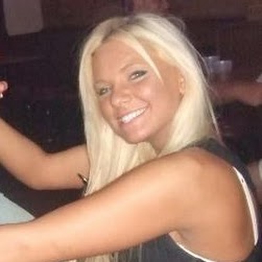 Meet your Posher, Alyson