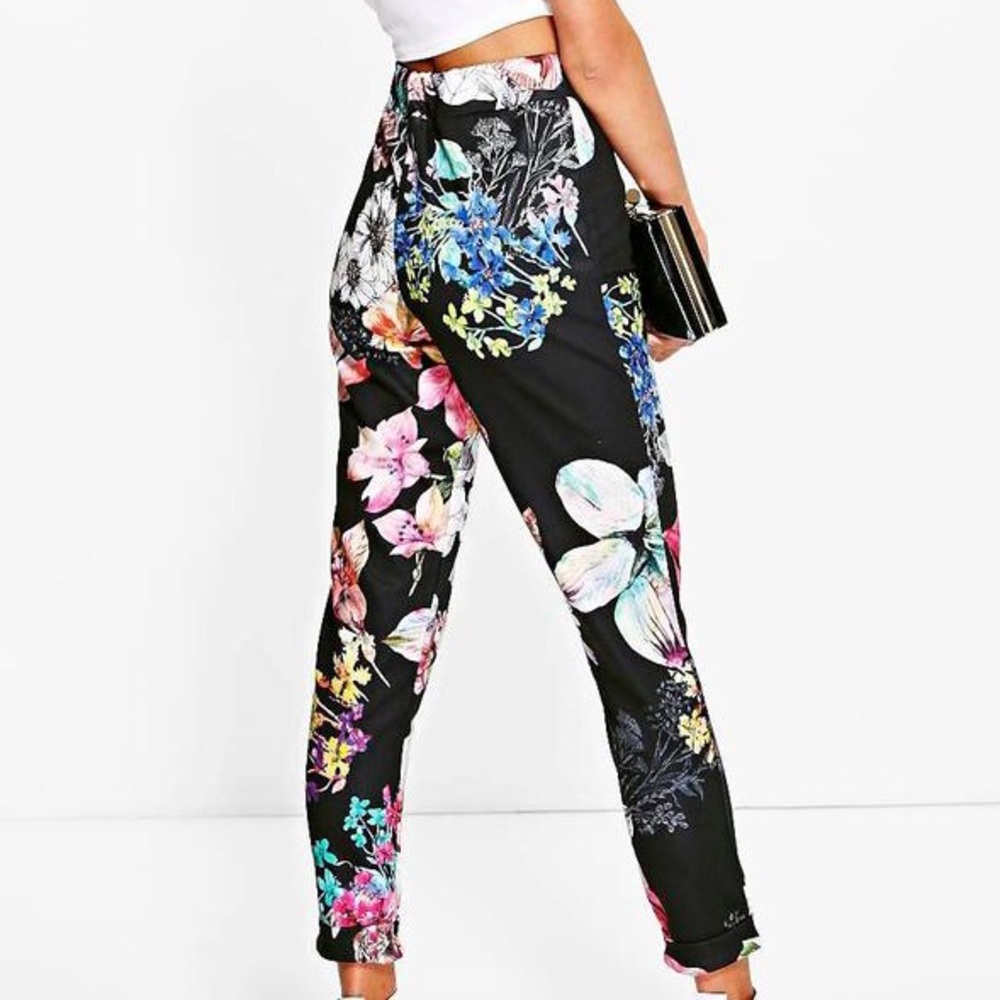 Sari Oriental Print Skinny Trousers