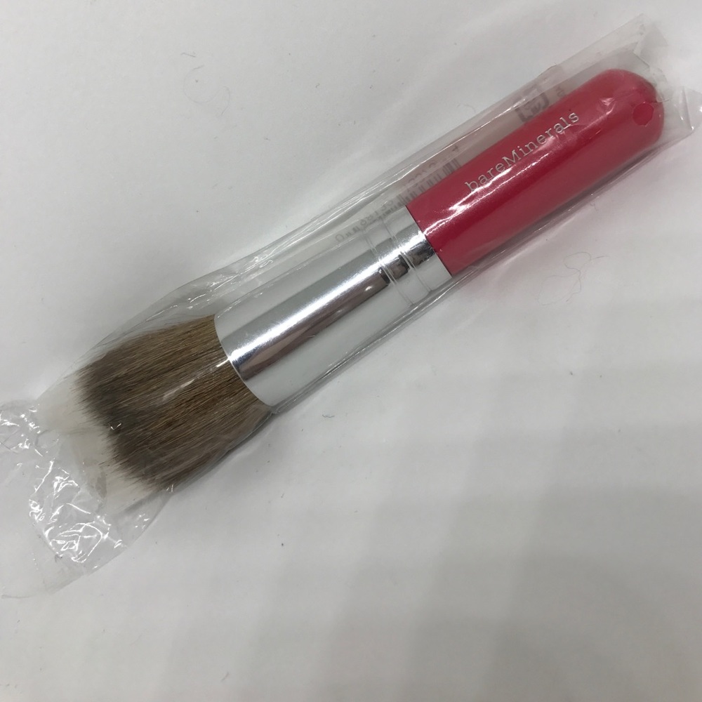 Bareminerals feather light brush. New sealed