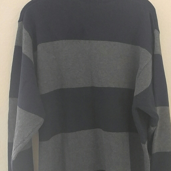 Navy and grey Sweater size L - Picture 4 of 4