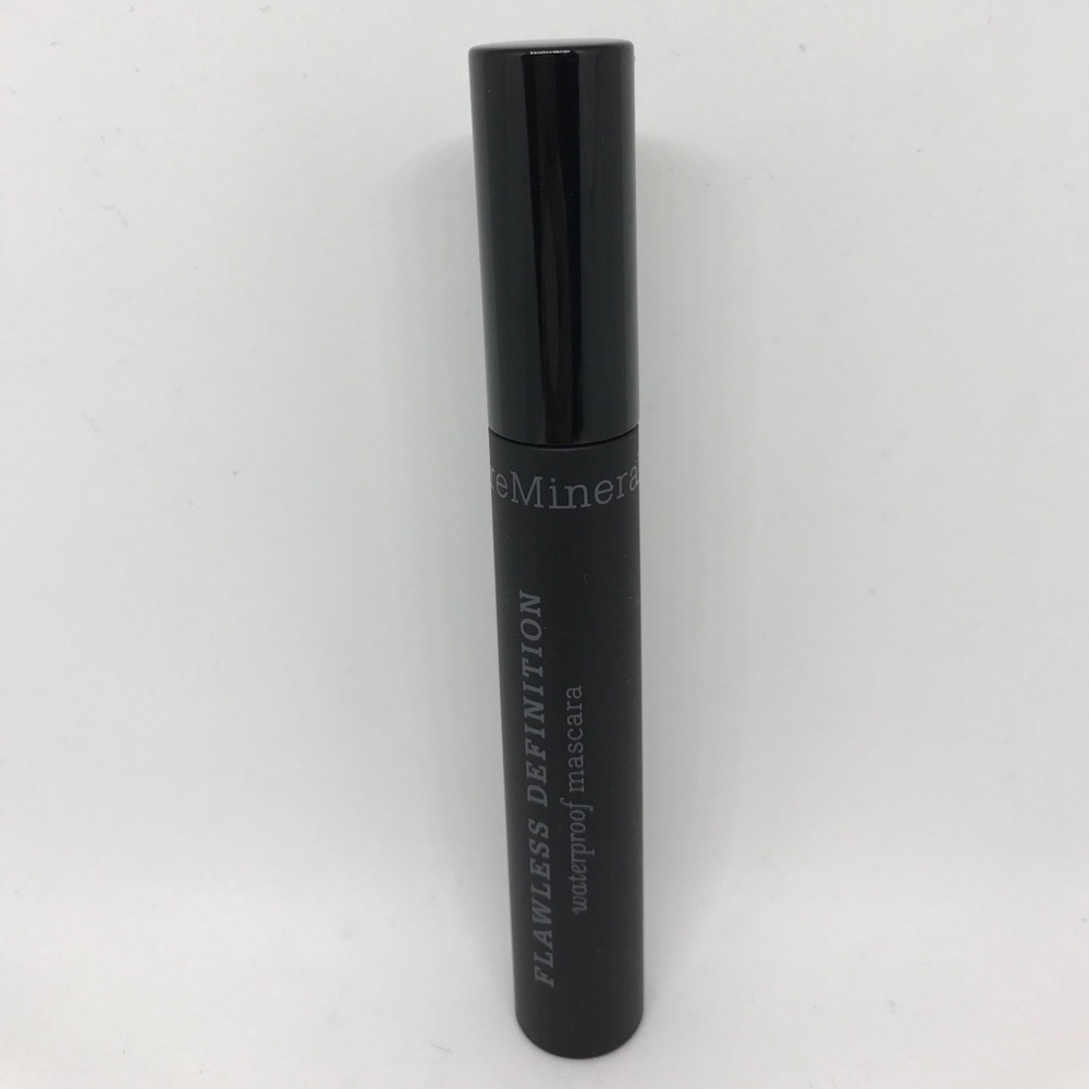 New flawless definition waterproof mascara