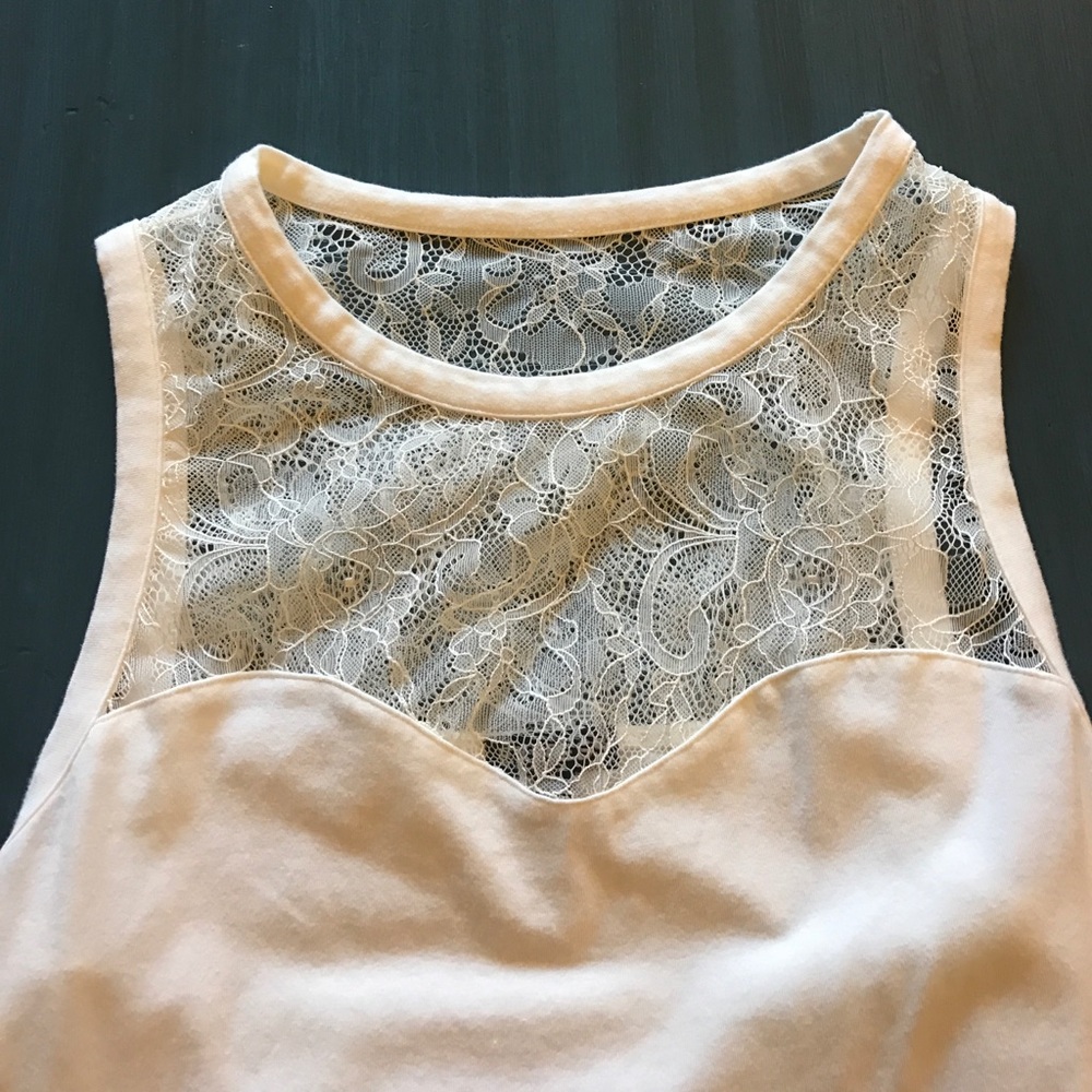 Express white sweetheart lace neckline tank top