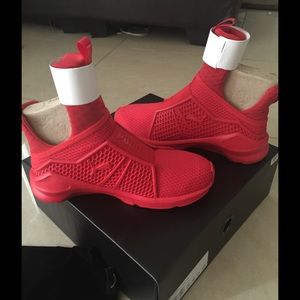 Fenty Trainer by Puma & Rihanna - Size 6 W - Red