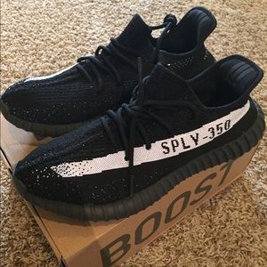 Yeezy boost 350 v2