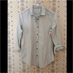 Gap chambray shirt
