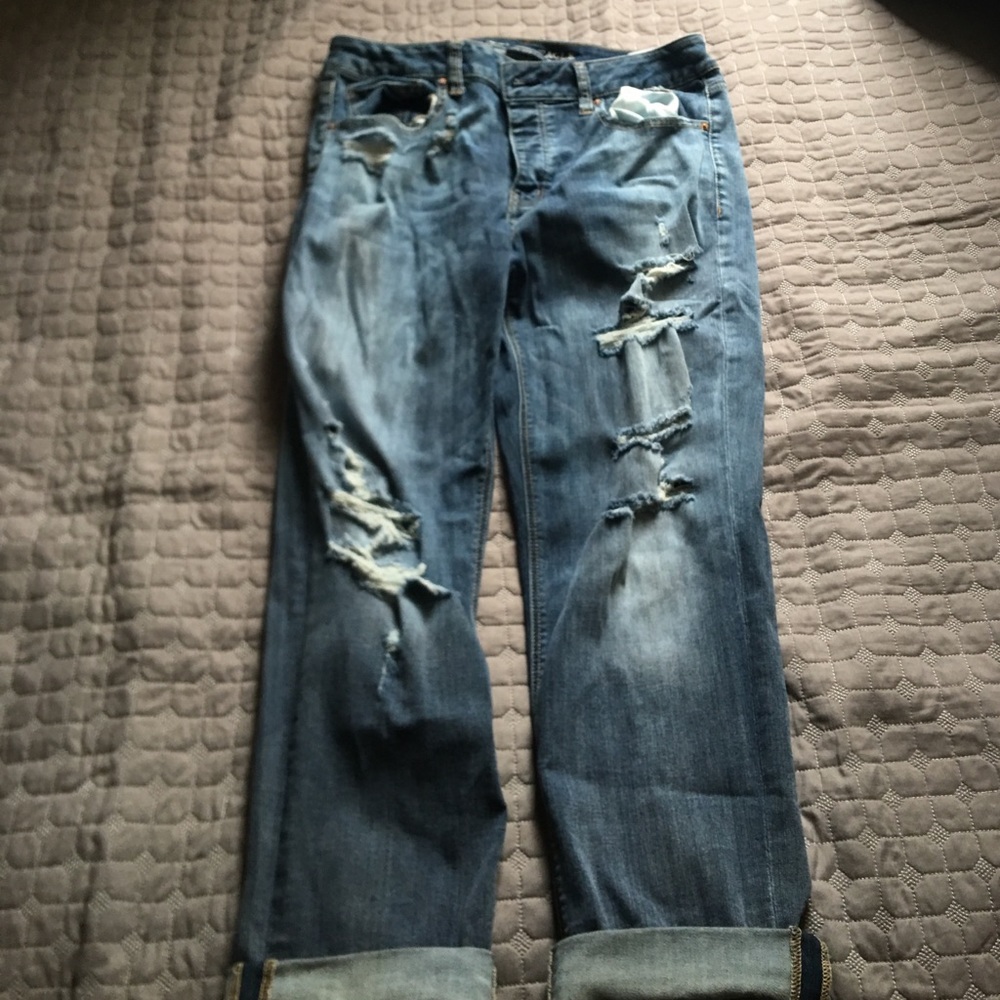AEO Tom Girl super stretch boyfriend jeans size 10
