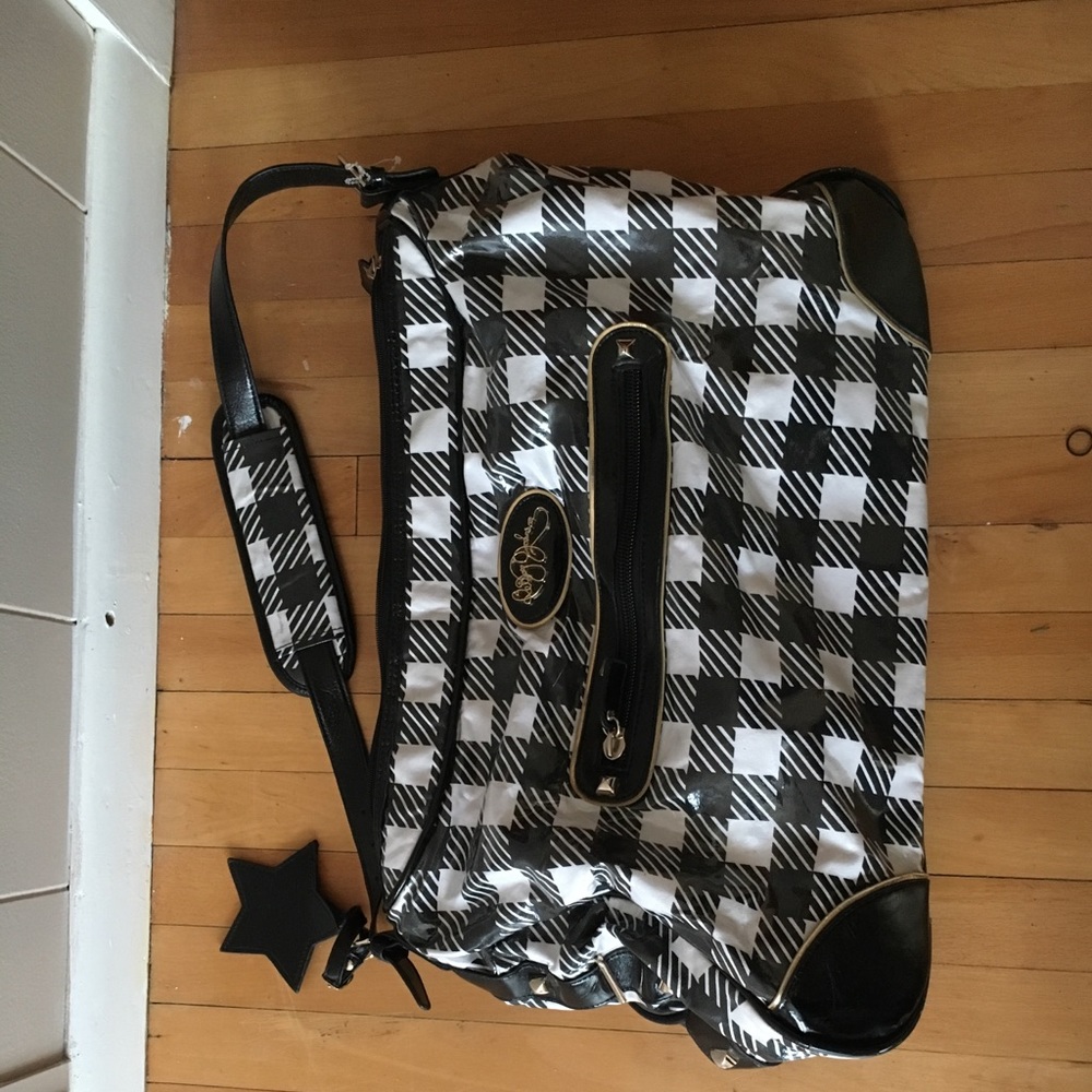 Betsey johnson over the shoulder travel bag