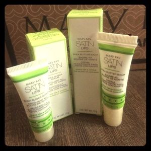 Mary Kay Satin Lips Set