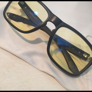 Blue light blocking computer glasses