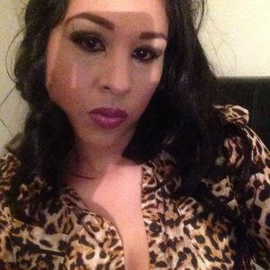 Meet your Posher, Karina