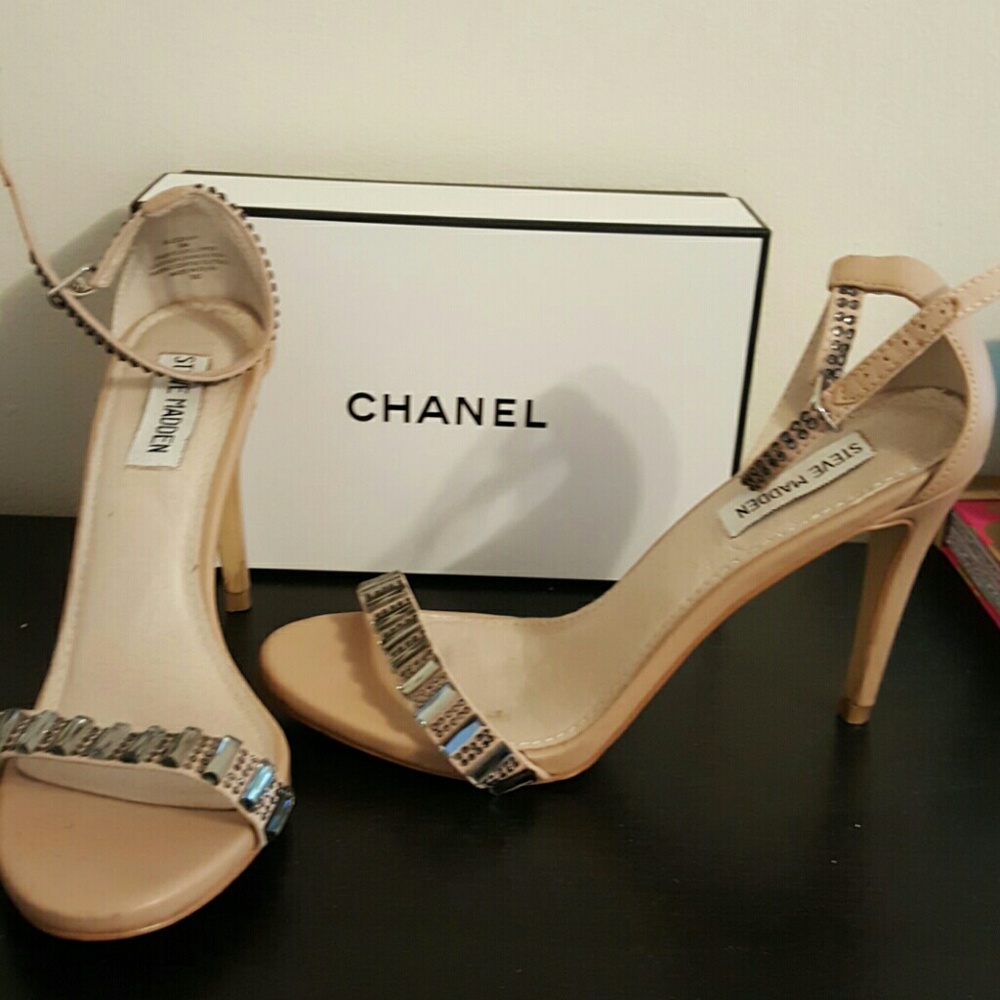 1 hr sale Steve Madden heels