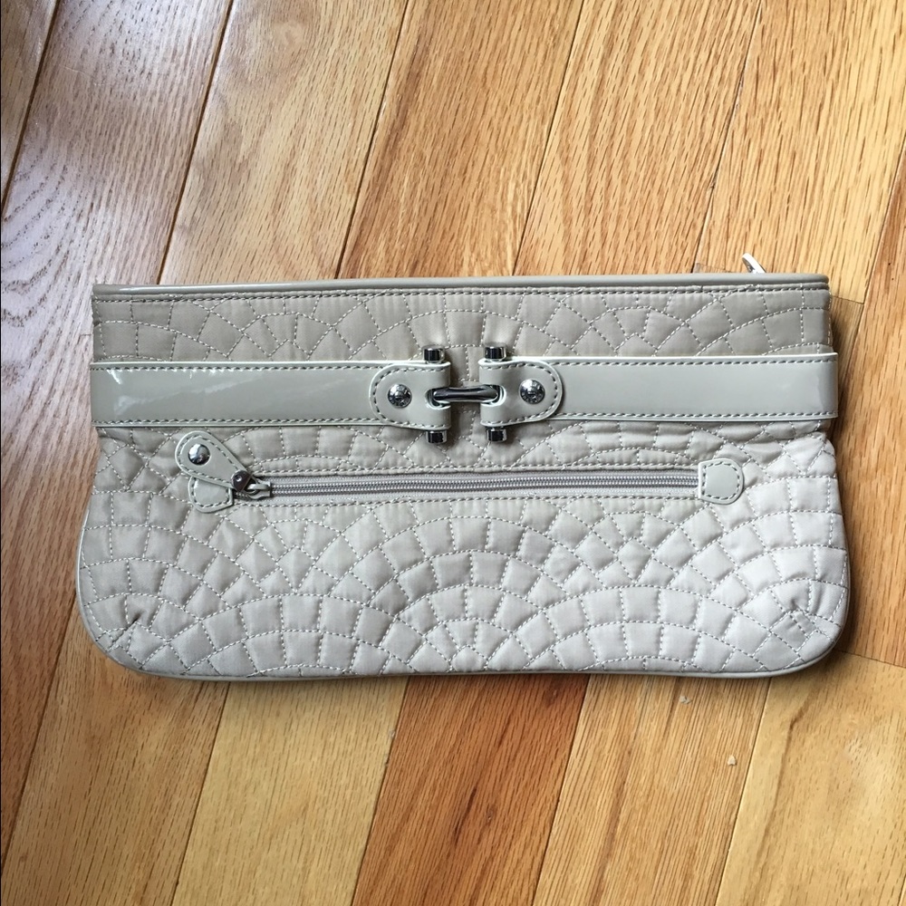 Vera Bradley clutch