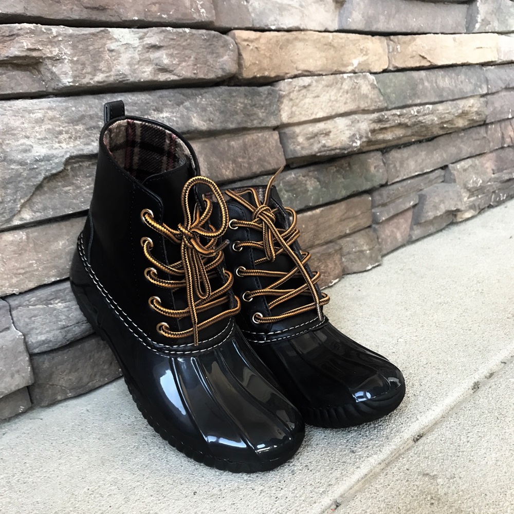 LAST PAIR! Warm Lace Up Rain Snow Duck Boots Black
