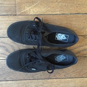 RESERVED Black Vans
