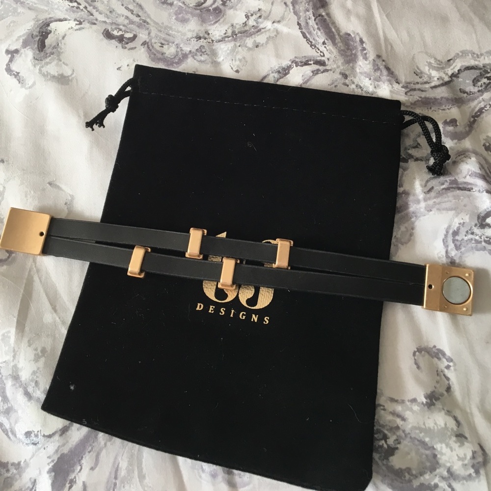 LOWEST! Animal Print Double Band Bracelet - Picture 6 of 8