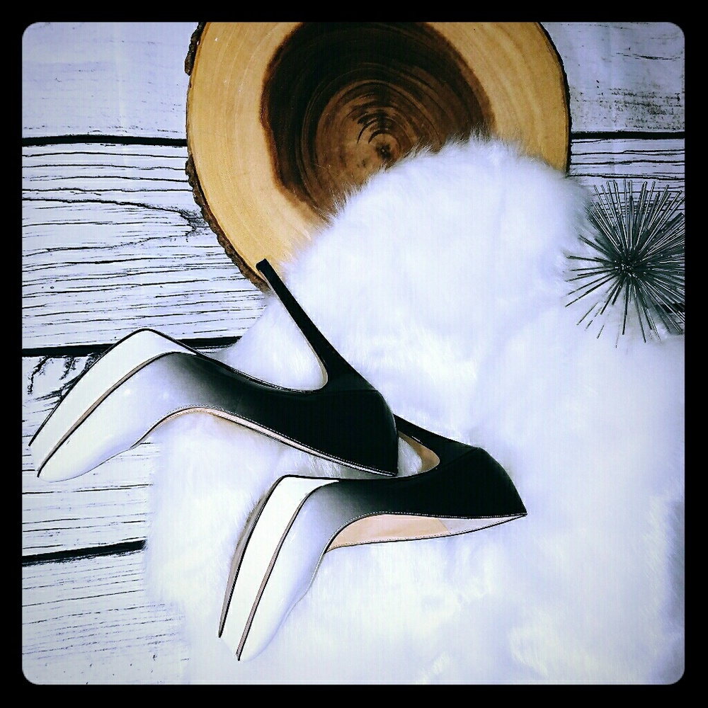 Jessica Simpson White and Black Ombre Patent  Pump