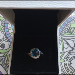 Pandora ring