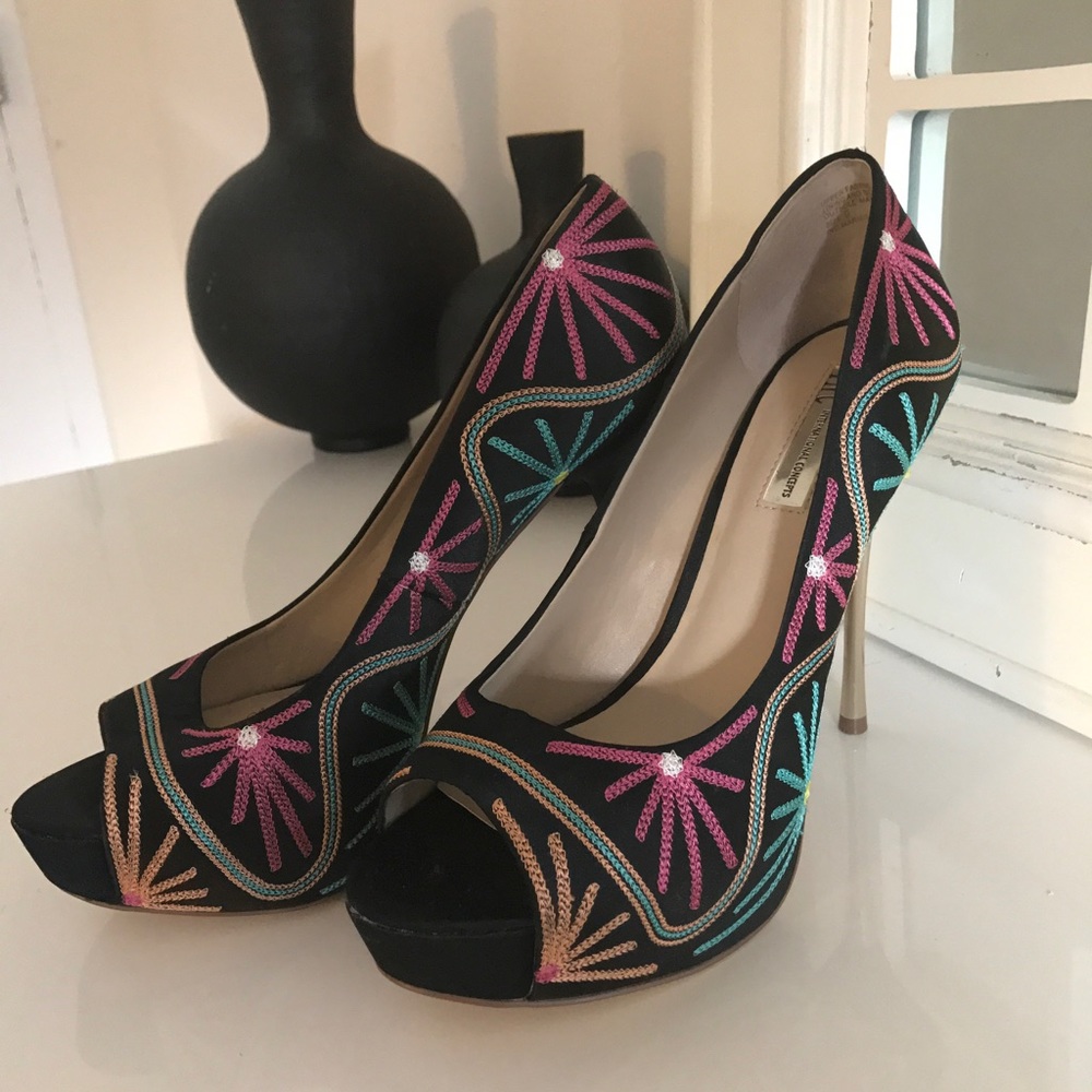 Shoe