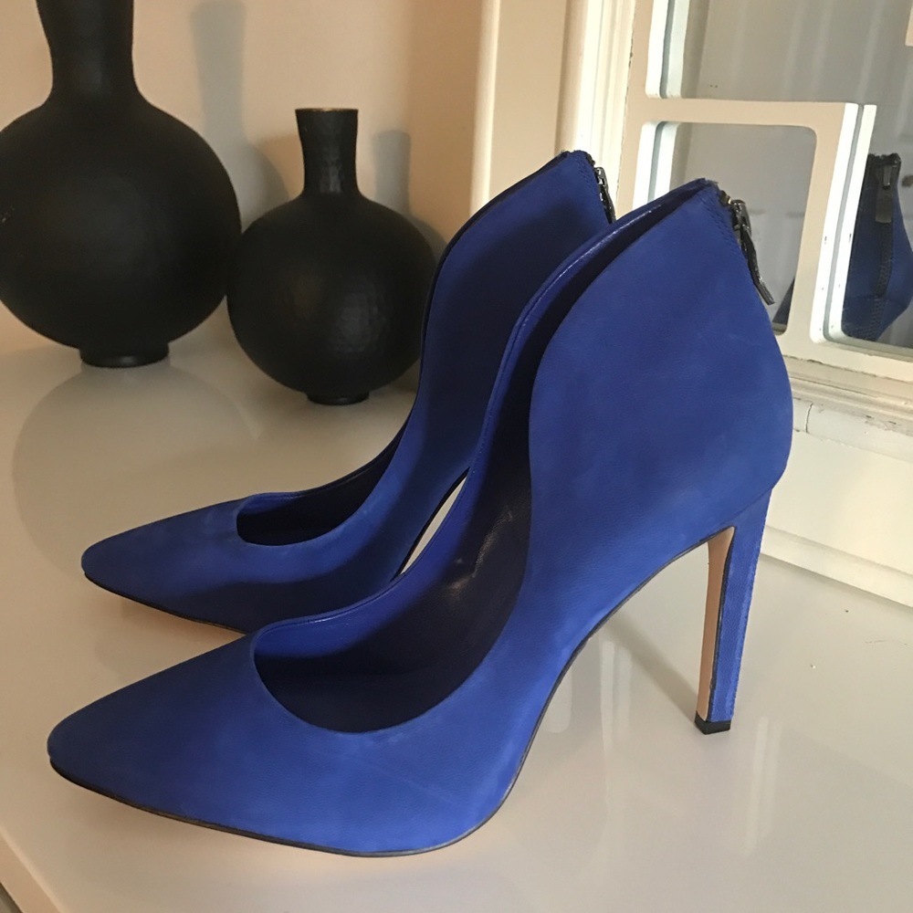 Bcbg heels