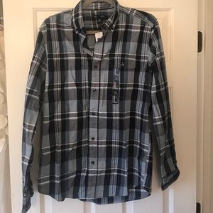 Brand new never worn old navy button down SLIM FIT