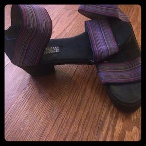 Urban outfitters navy heels
