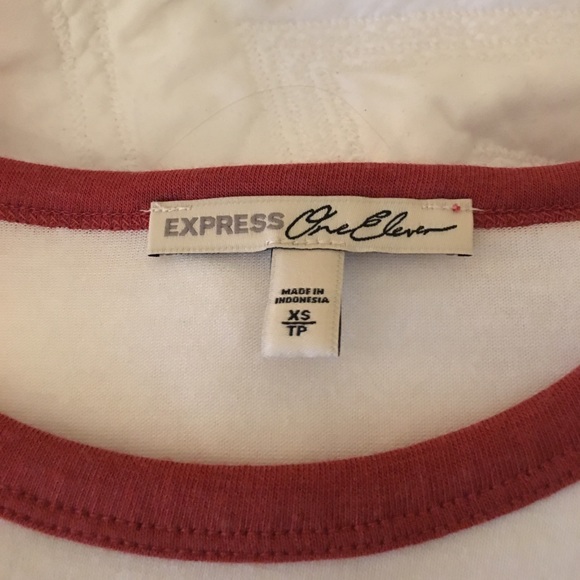 Graphic Ringer T - Picture 3 of 3