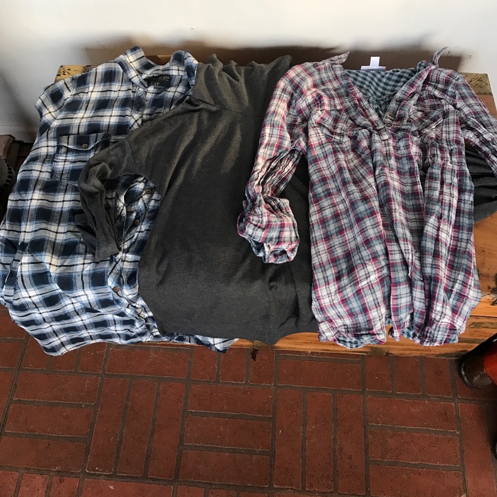 3 maternity tops.